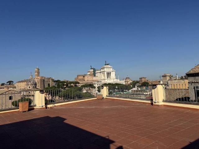 Attico / Mansarda in affitto a Roma RM