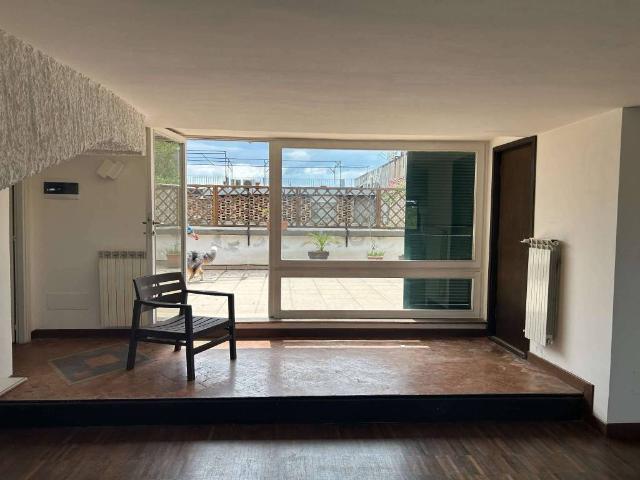 Attico / Mansarda in affitto a Roma RM