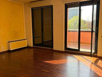 Attico / Mansarda in affitto a Saronno VA