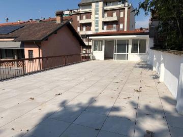 Attico / Mansarda in affitto a Treviglio BG