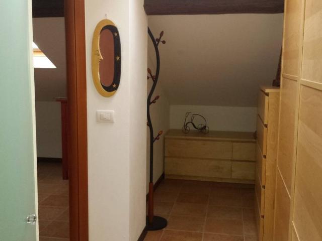 Attico / Mansarda in affitto a Valmadrera LC