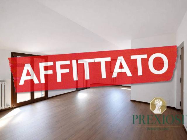 Attico / Mansarda in affitto a Verona VR