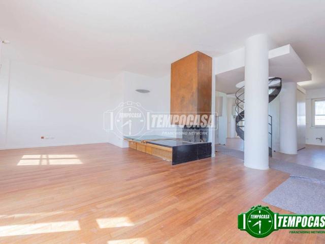 Appartamento in vendita a Milano MI