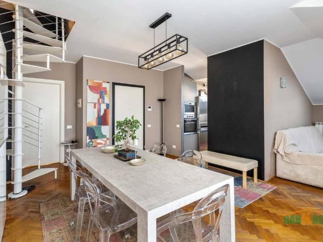Attico / Mansarda in vendita a Milano MI