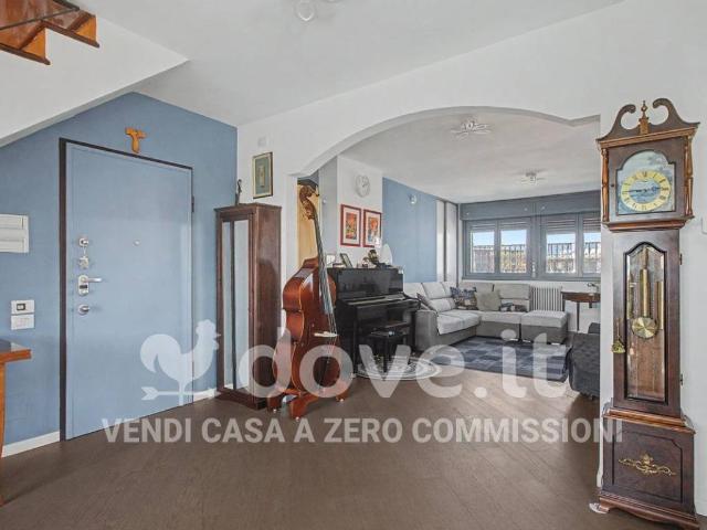 Attico / Mansarda in vendita a Milano MI