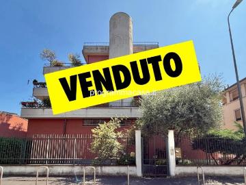 Attico / Mansarda in vendita a Milano MI