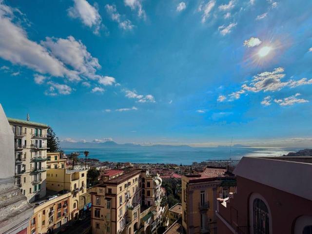 Attico / Mansarda in vendita a Napoli NA
