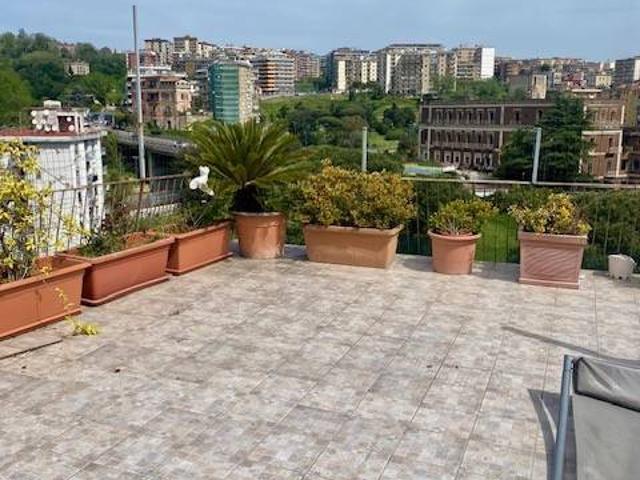 Attico / Mansarda in vendita a Napoli NA