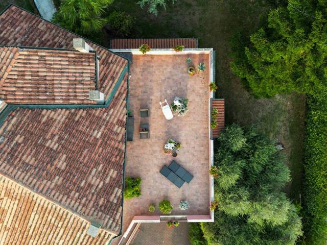 Attico / Mansarda in vendita a Negrar di Valpolicella VR