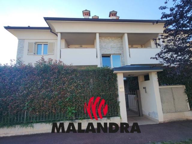 Attico / Mansarda in vendita a Oleggio NO