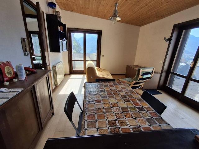 Attico / Mansarda in vendita a Onore BG