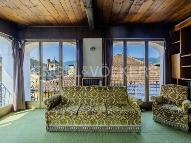Attico / Mansarda in vendita a Orta San Giulio NO