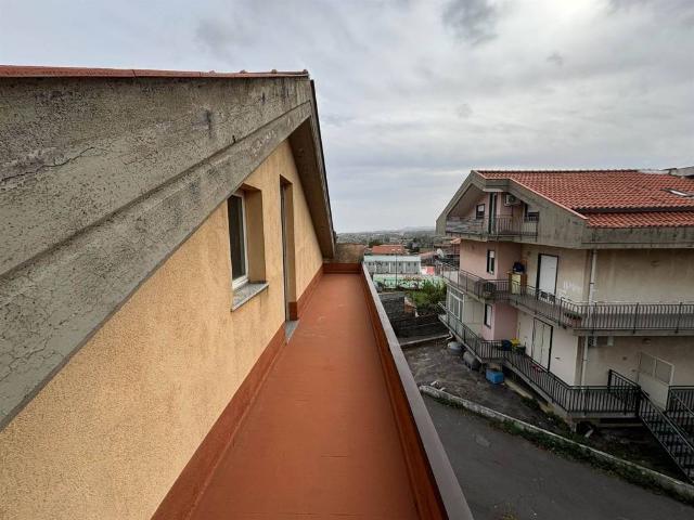Attico / Mansarda in vendita a Aci Sant'Antonio CT