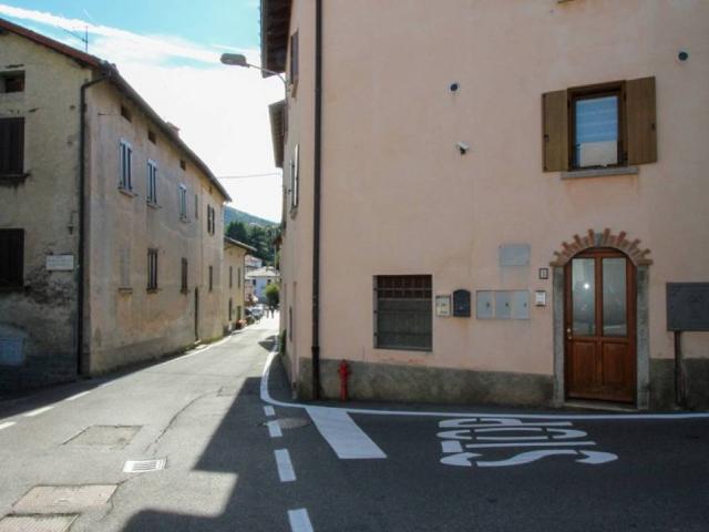 Attico / Mansarda in vendita a Alta Valle Intelvi CO