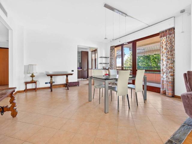 Appartamento in vendita a Arese MI