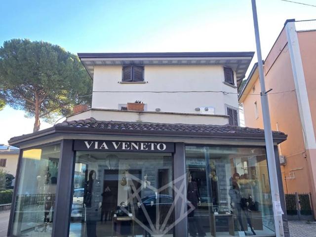 Attico / Mansarda in vendita a Bastia Umbra PG