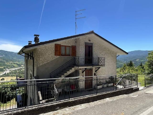 Attico / Mansarda in vendita a Bardi PR