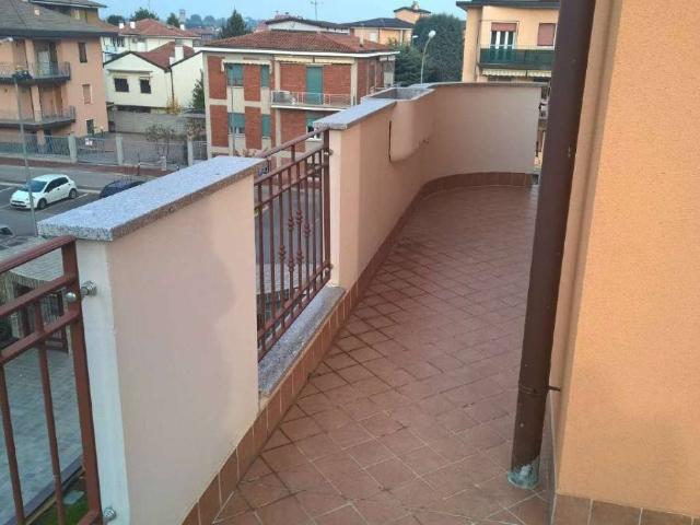 Attico / Mansarda in vendita a Bareggio MI