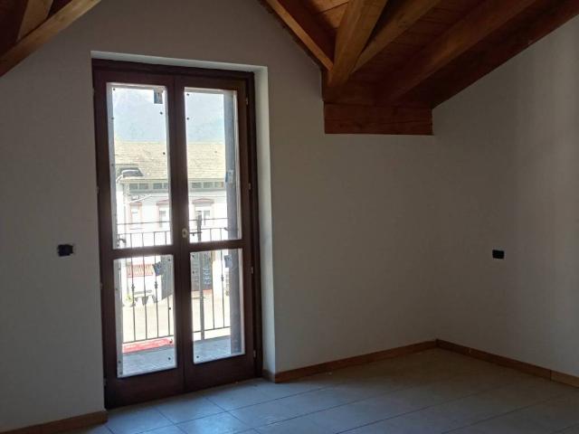 Attico / Mansarda in vendita a Berbenno di Valtellina SO
