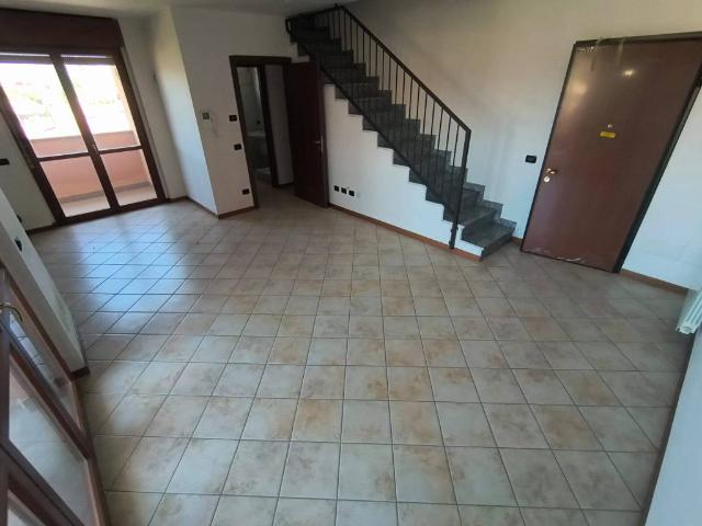 Attico / Mansarda in vendita a Borgomanero NO