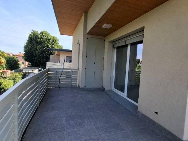 Attico / Mansarda in vendita a Brembate BG