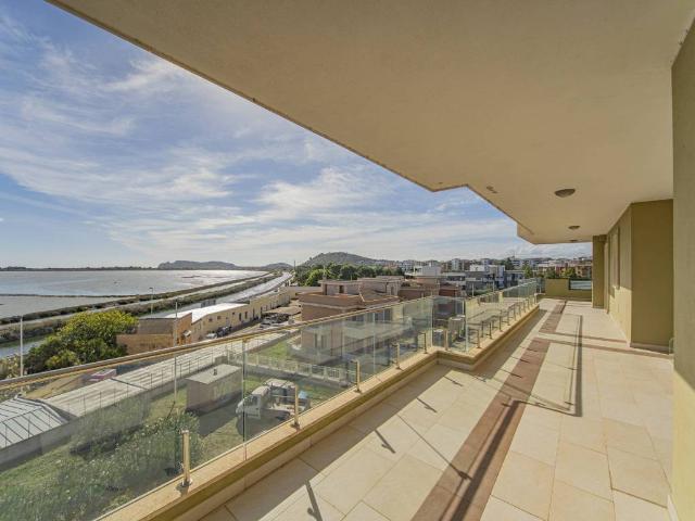 Attico / Mansarda in vendita a Cagliari CA
