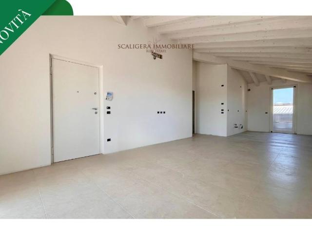 Attico / Mansarda in vendita a Caldiero VR