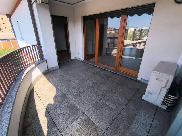 Attico / Mansarda in vendita a Cantù CO