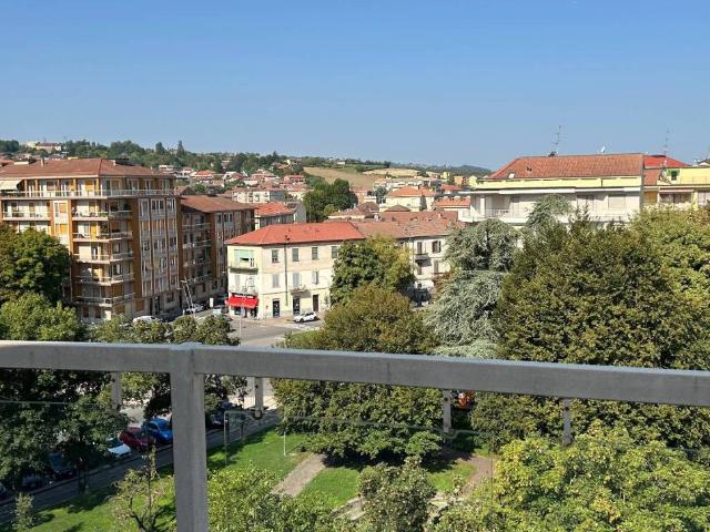 Attico / Mansarda in vendita a Casale Monferrato AL