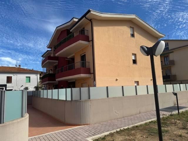 Attico / Mansarda in vendita a Cappelle sul Tavo PE