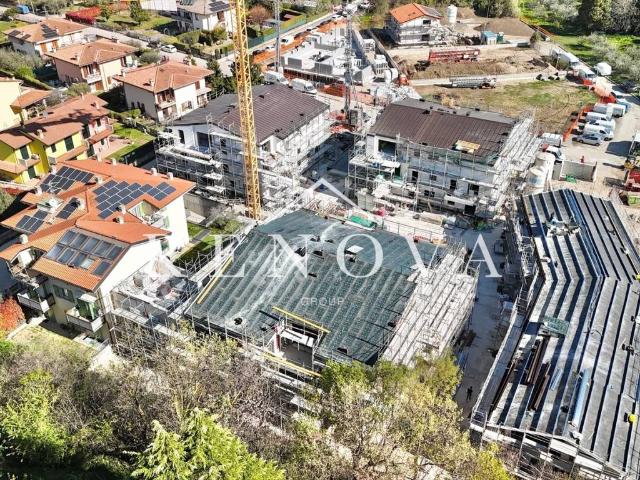 Attico / Mansarda in vendita a Cavaion Veronese VR