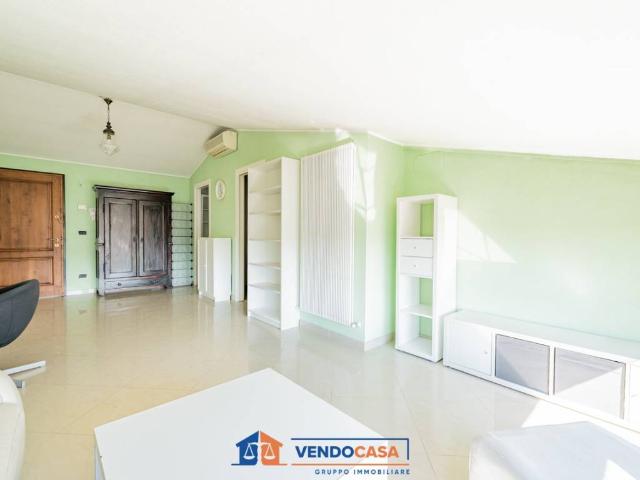 Attico / Mansarda in vendita a Centallo CN