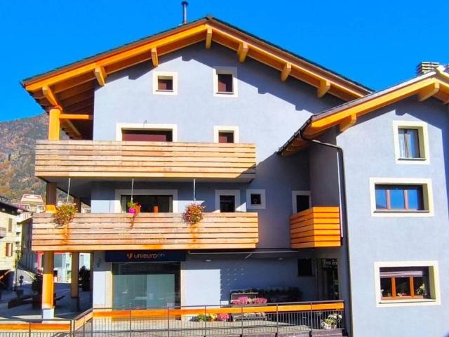 Attico / Mansarda in vendita a Chiesa in Valmalenco SO