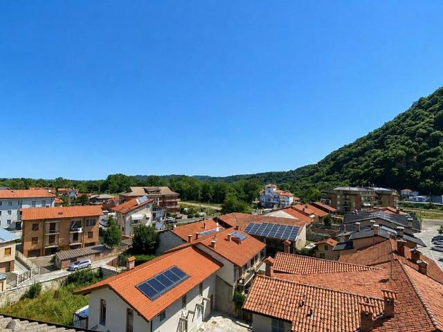 Attico / Mansarda in vendita a Chiusa di Pesio CN