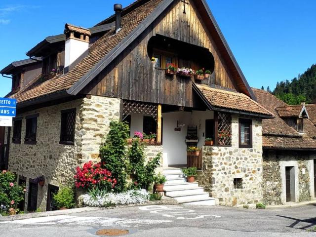 Attico / Mansarda in vendita a Comeglians UD