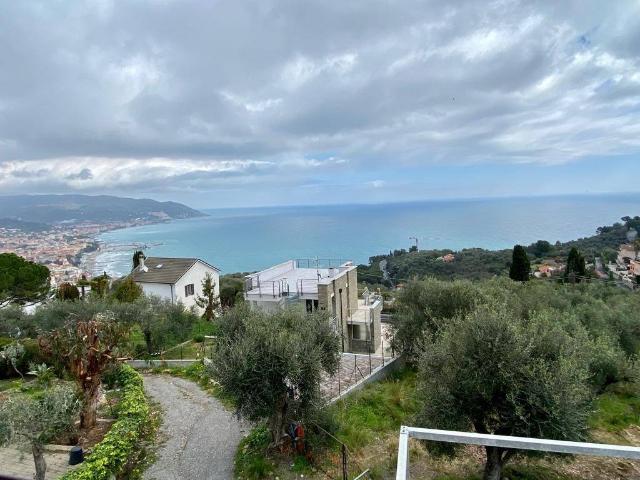 Attico / Mansarda in vendita a Diano Marina IM