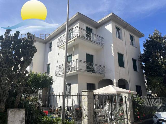 Attico / Mansarda in vendita a Diano Marina IM