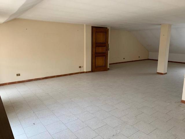 Attico / Mansarda in vendita a Dronero CN