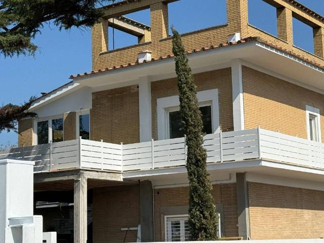 Appartamento in vendita a Frascati RM