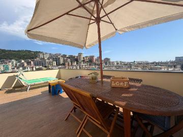 Attico / Mansarda in vendita a Genova GE