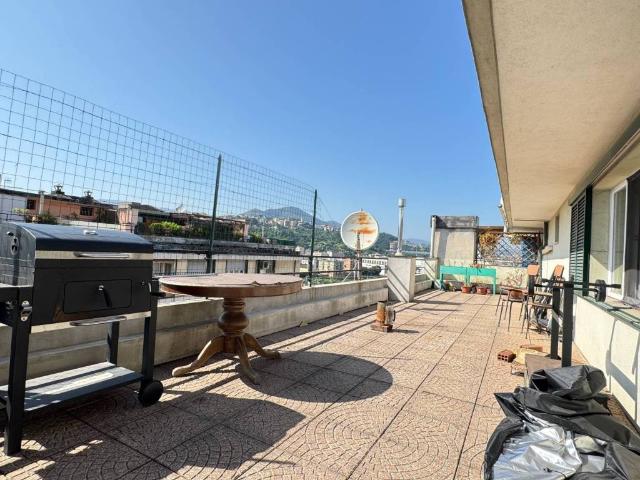 Attico / Mansarda in vendita a Genova GE