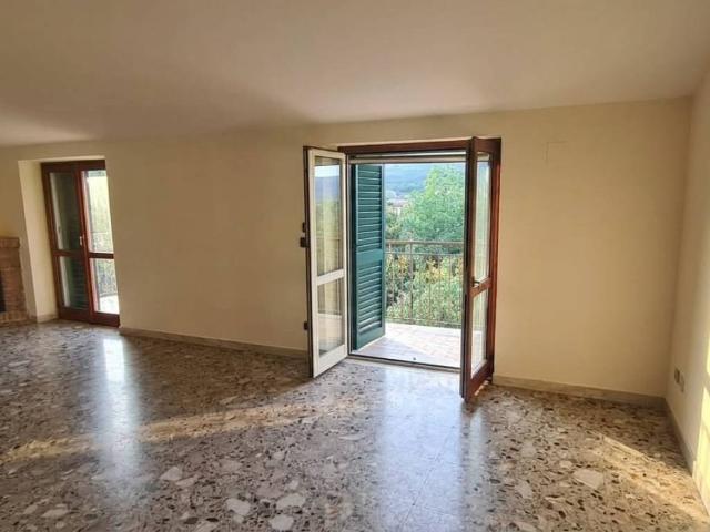 Attico / Mansarda in vendita a Giffoni Sei Casali SA