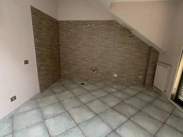 Attico / Mansarda in vendita a Giugliano in Campania NA