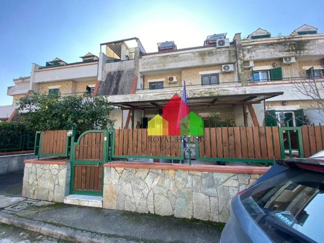 Attico / Mansarda in vendita a Giugliano in Campania NA