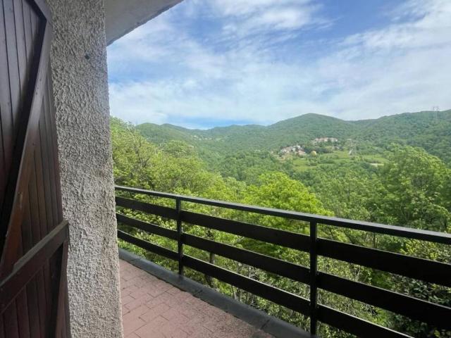 Attico / Mansarda in vendita a Isola del Cantone GE