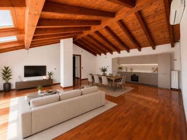 Attico / Mansarda in vendita a Lodi LO
