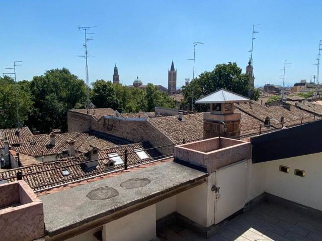 Attico / Mansarda in vendita a Parma PR