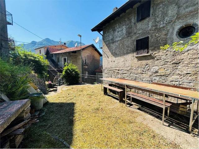 Attico / Mansarda in vendita a Pognana Lario CO