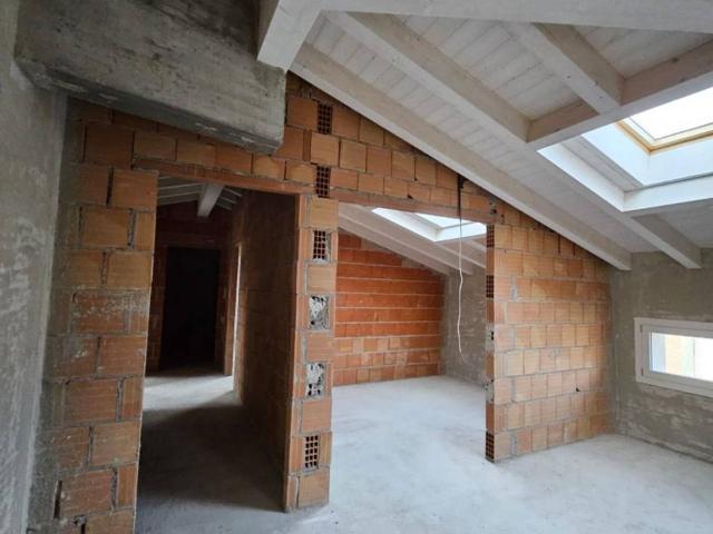 Attico / Mansarda in vendita a Reggiolo RE