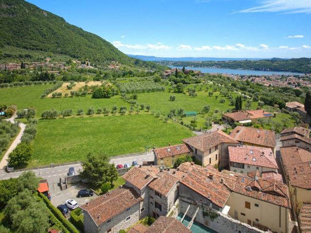 Attico / Mansarda in vendita a Roè Volciano BS